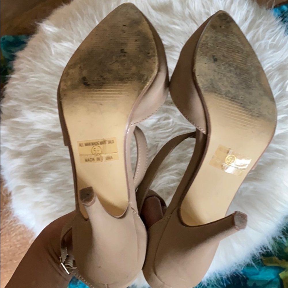 Shoes - Picture 3 of 5